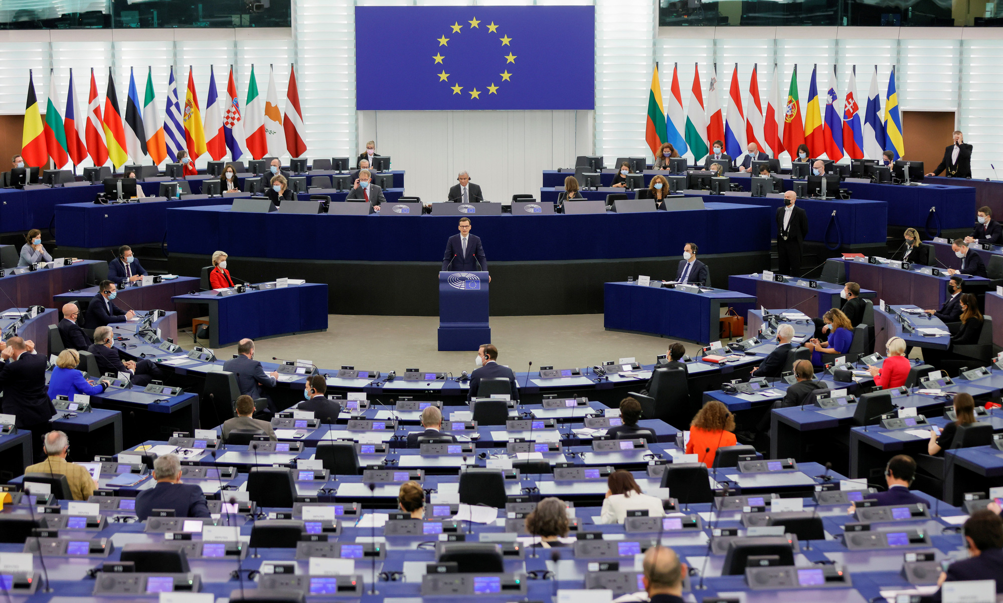 Ba Lan tuyên bố không cúi đầu trước áp lực tài chính của EU