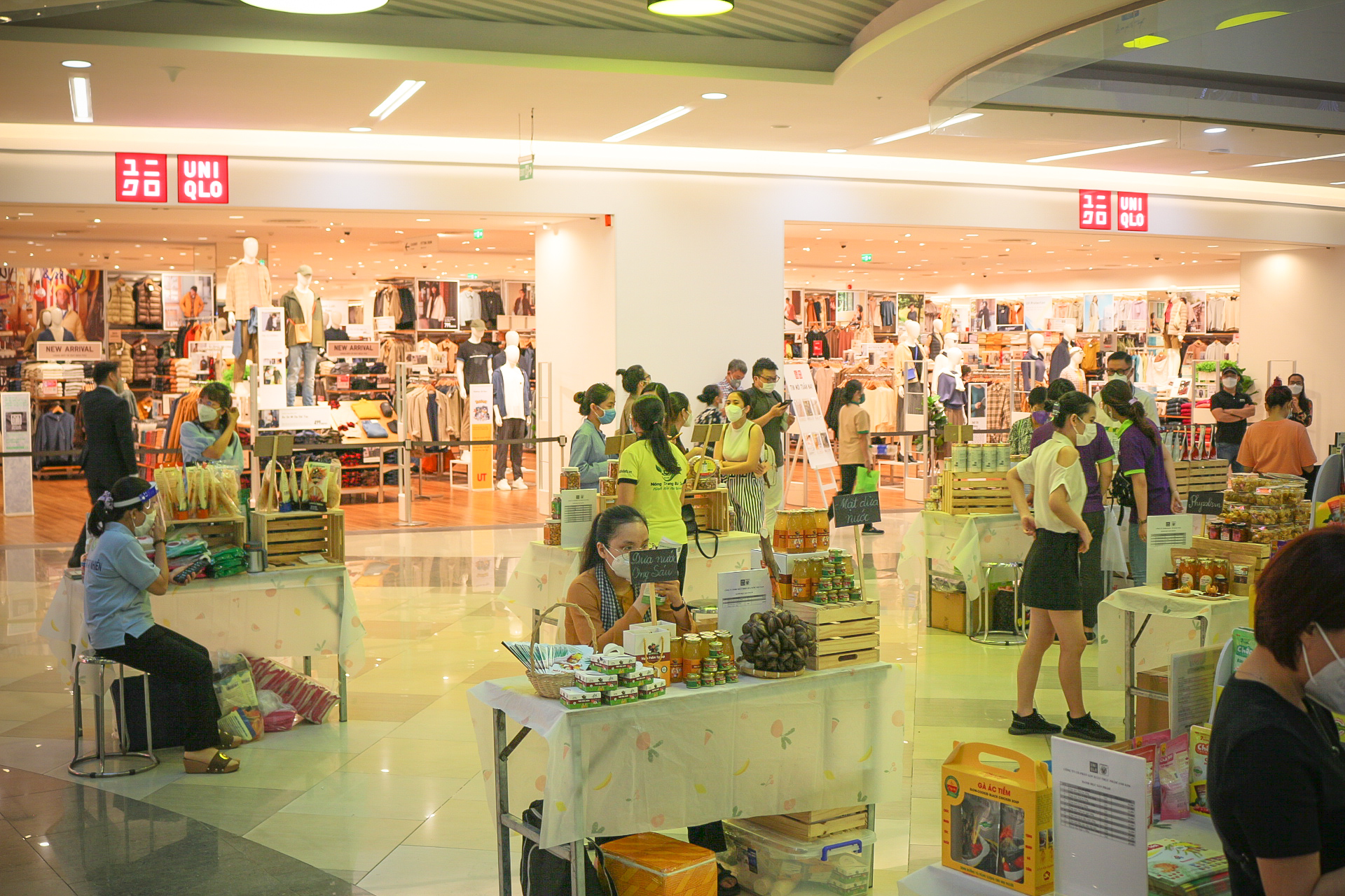 Uniqlo hỗ trợ tiêu thụ nông sản Việt