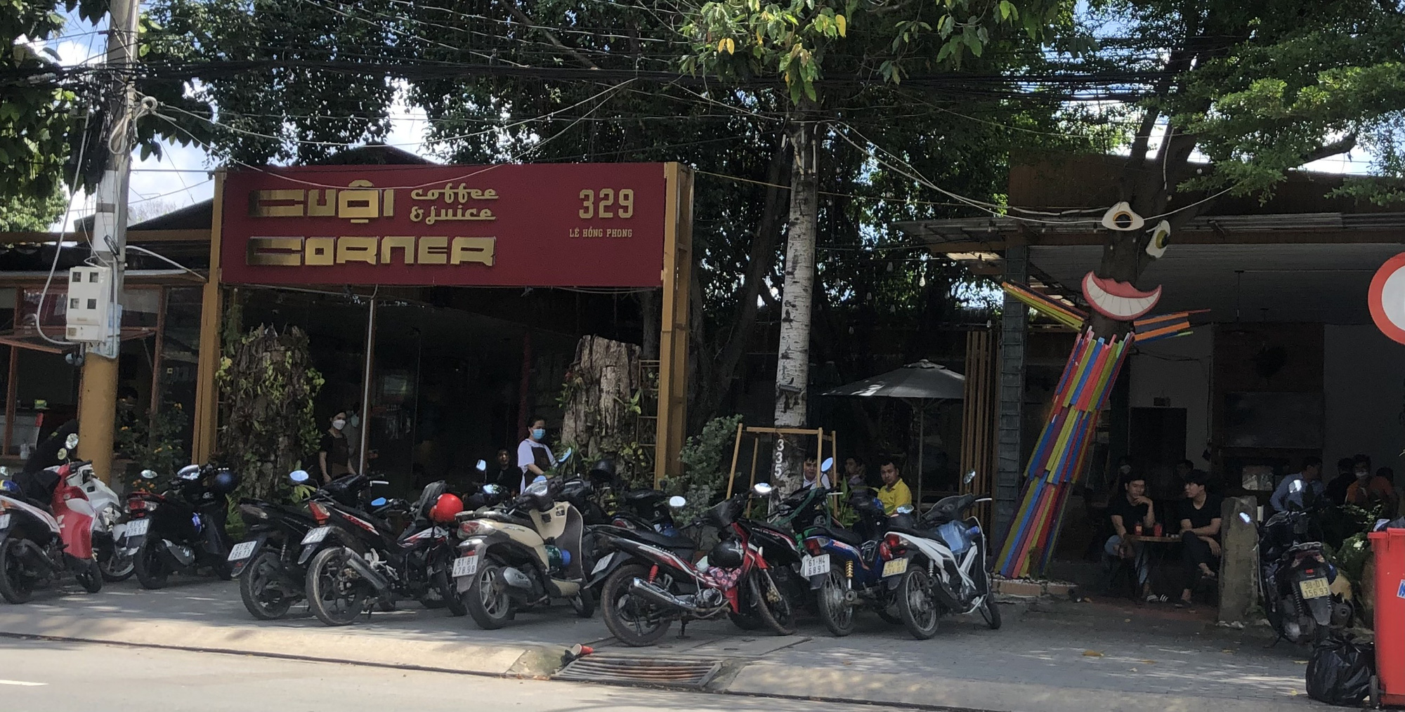 B&igrave;nh Dương: Nh&agrave; h&agrave;ng, qu&aacute;n c&agrave; ph&ecirc; vắng kh&aacute;ch ng&agrave;y đầu mở cửa lại - Ảnh 3.