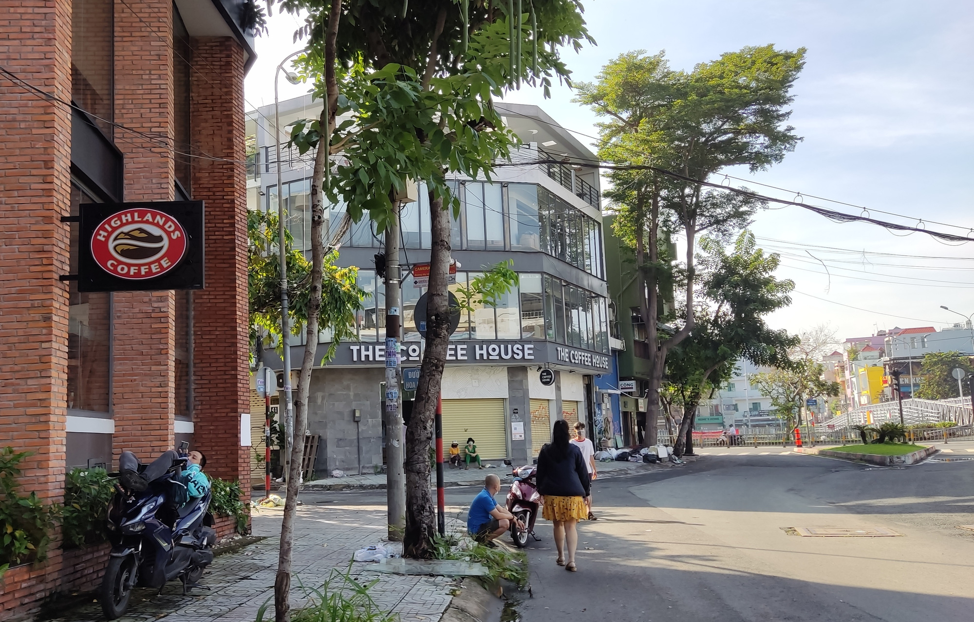 Chuỗi F&B biến h&igrave;nh - Ảnh 1.