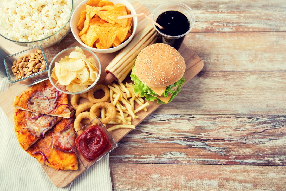 Mối liên quan giật mình giữa "não cá vàng" và kiểu ăn