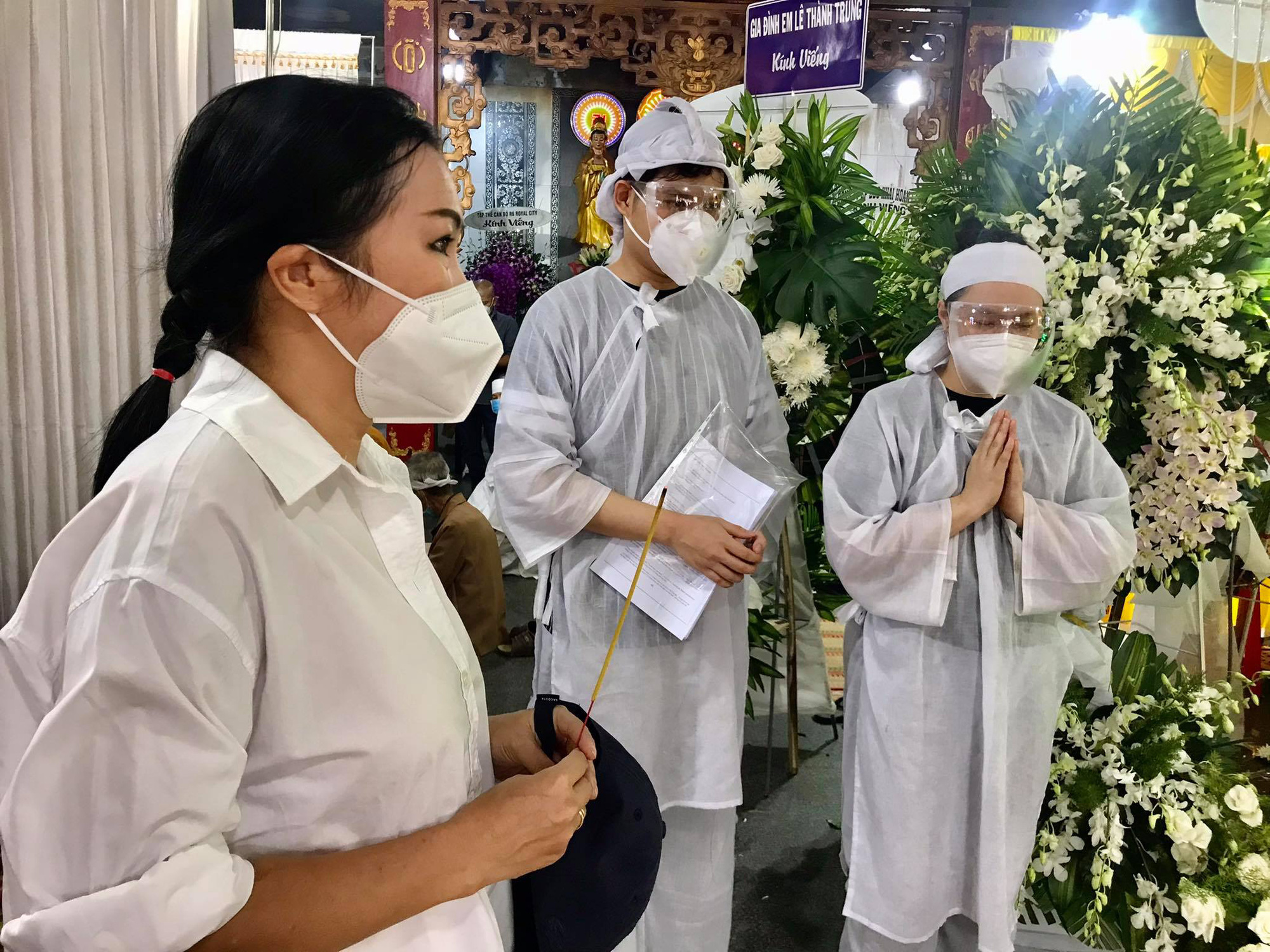 Thành Lộc, Việt Anh, Phương Thanh tiễn đưa đạo diễn Trần Cảnh Đôn