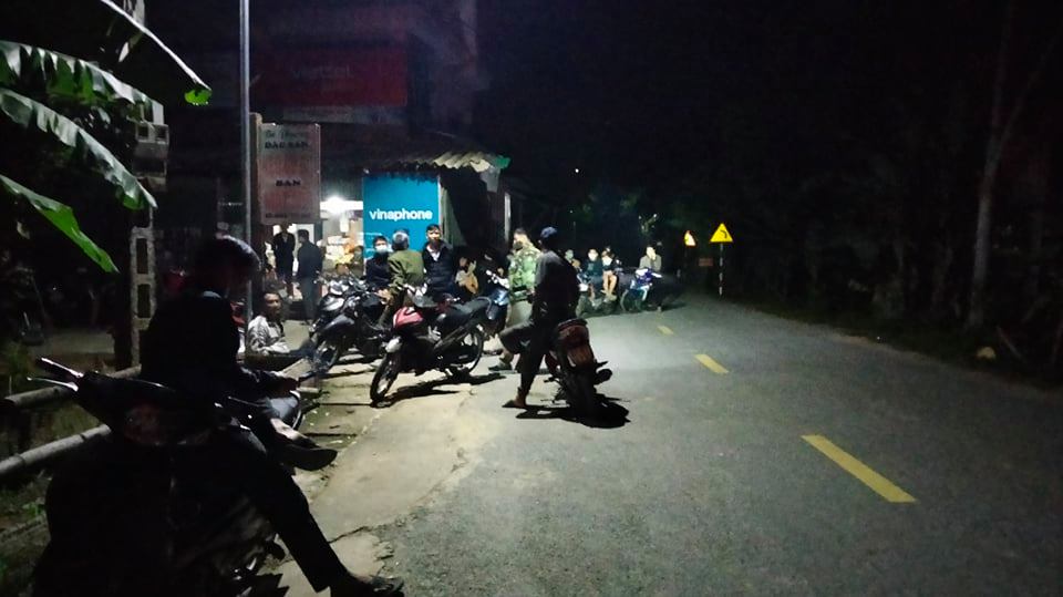 Ở nhà một mình, bé trai 8 tuổi chết bất thường với nhiều vết chém trên người