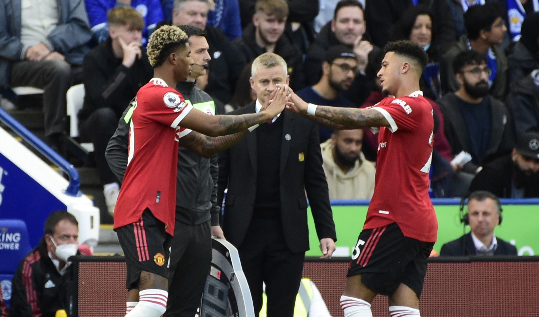 Ole Gunnar Solskjaer "mất điểm" trong mắt cầu thủ Man United như thế nào?