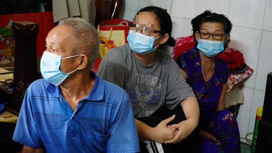 "Ba ơi, con kêu hoài mà mẹ không dậy…"