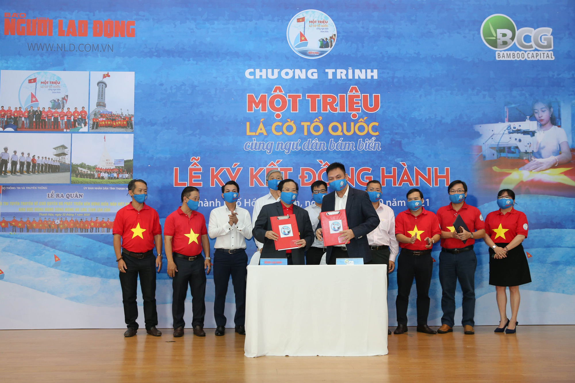 Bamboo Capital đồng h&agrave;nh c&ugrave;ng Chương tr&igrave;nh Một triệu l&aacute; cờ Tổ quốc c&ugrave;ng ngư d&acirc;n b&aacute;m biển - Ảnh 1.