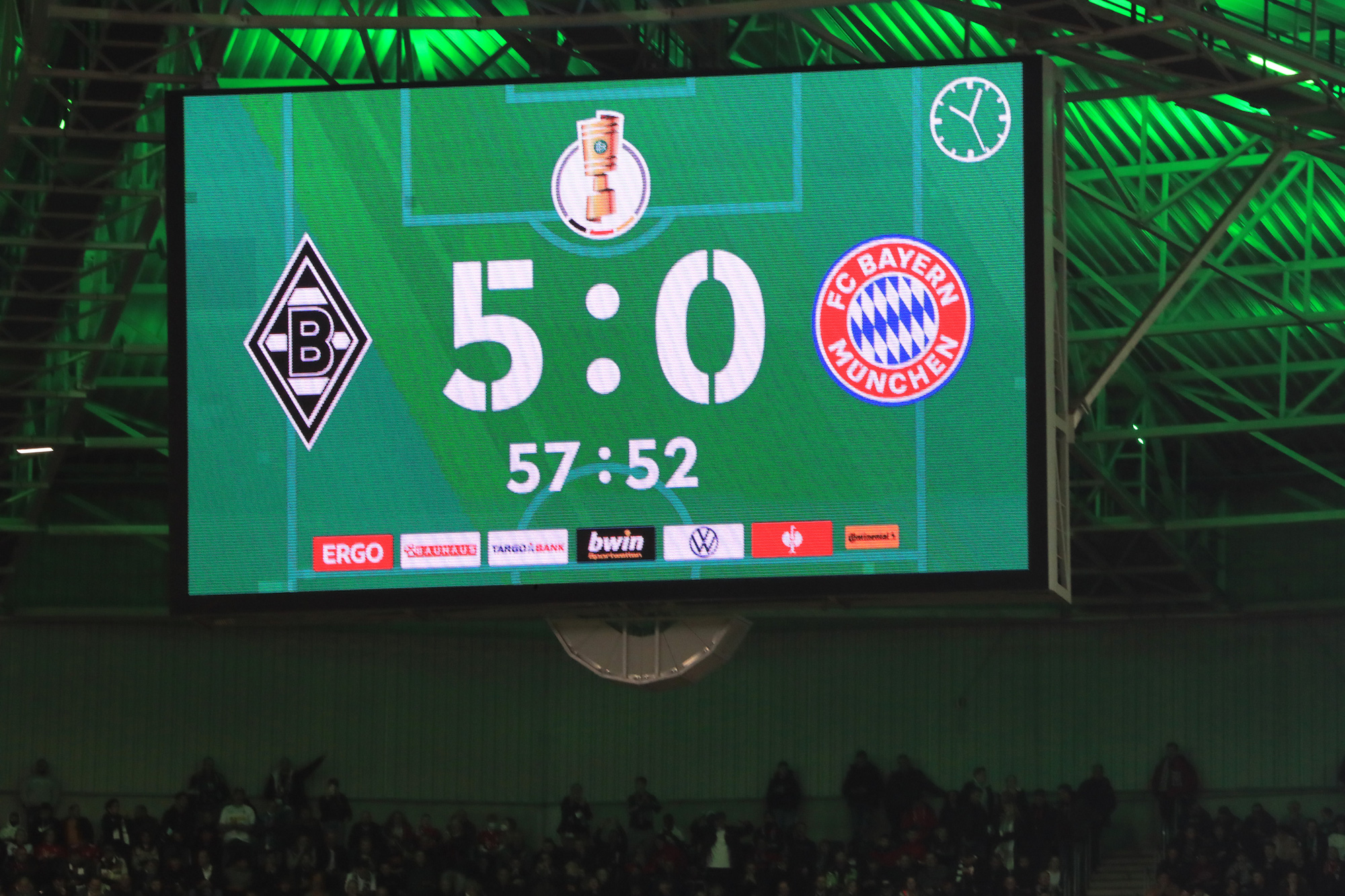 Thủng lưới 5 b&agrave;n, Bayern Munich bị loại khỏi c&uacute;p quốc gia Đức - Ảnh 5.