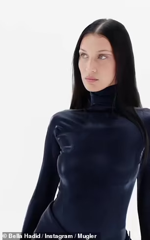 Siêu mẫu Bella Hadid khác lạ với mốt “thả rông” - Ảnh 6.