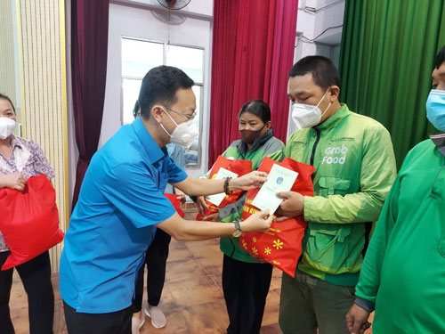 Thu hút lao động khu vực phi kết cấu vào nghiệp đoàn