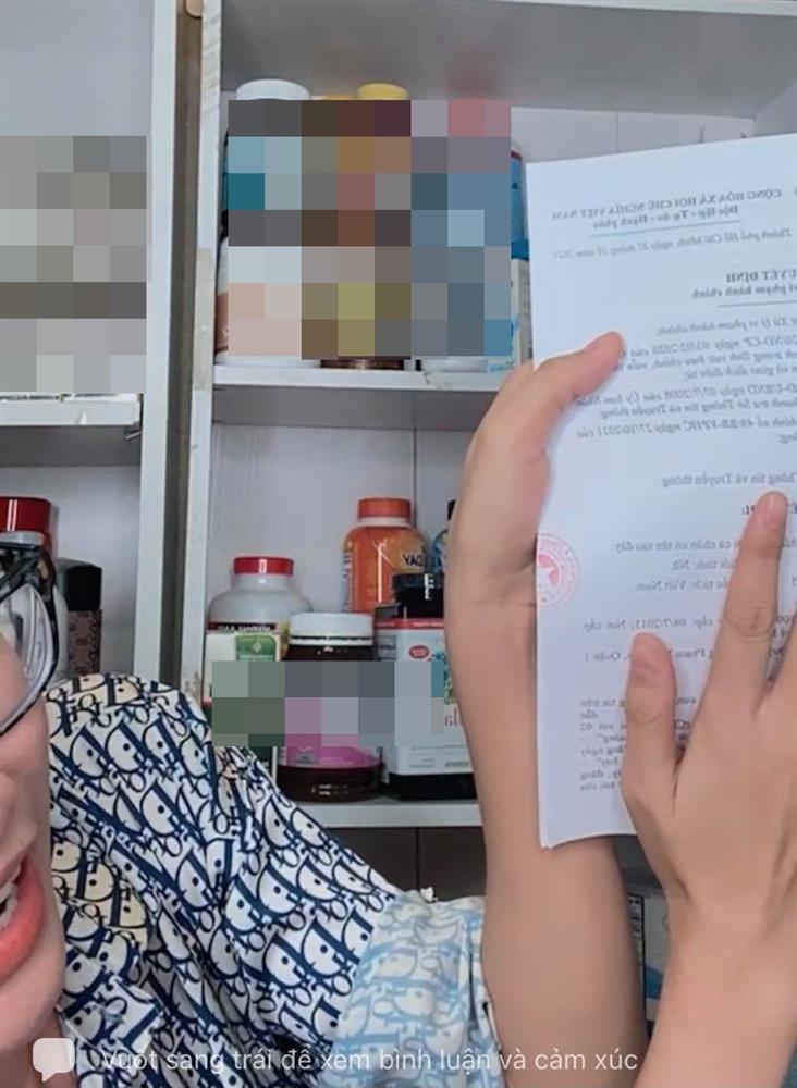 Bị phạt hành chính 7,5 triệu đồng, Trang Trần hứa sẽ không... chửi tục - Ảnh 1.