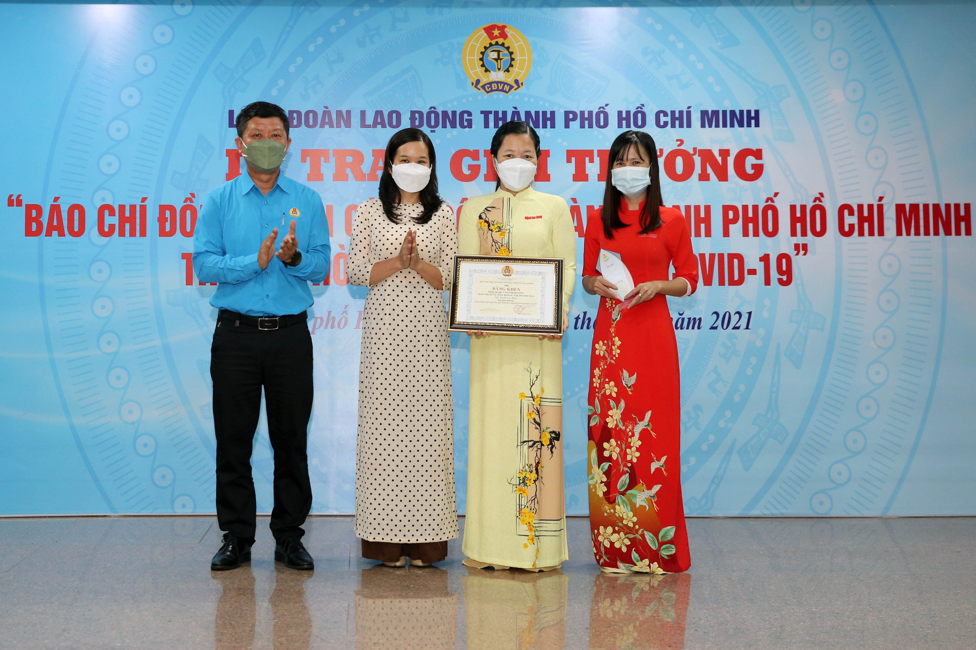 Báo Người Lao Động đoạt 3 giải “Báo chí đồng hành cùng Công đoàn TP HCM trong phòng, chống đại dịch Covid-19”