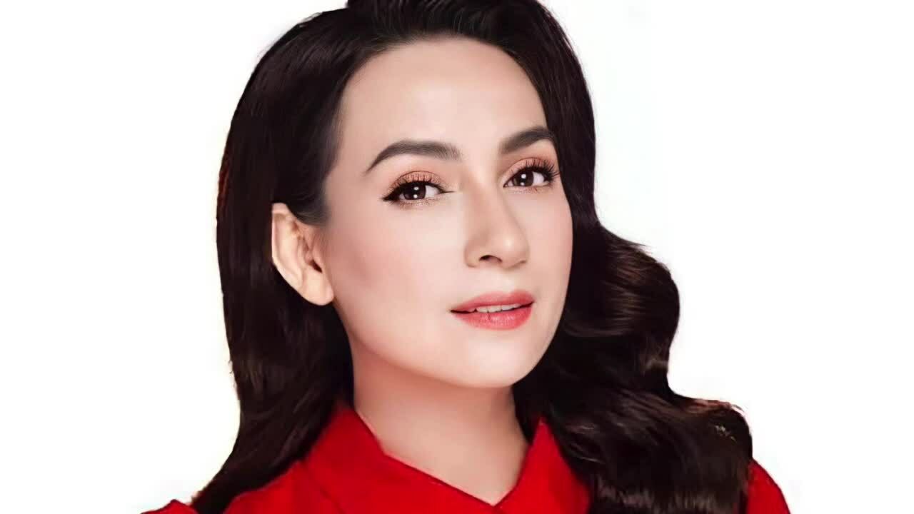 Việt Hương chuẩn bị thủ tục đưa thi hài Phi Nhung sang Mỹ?
