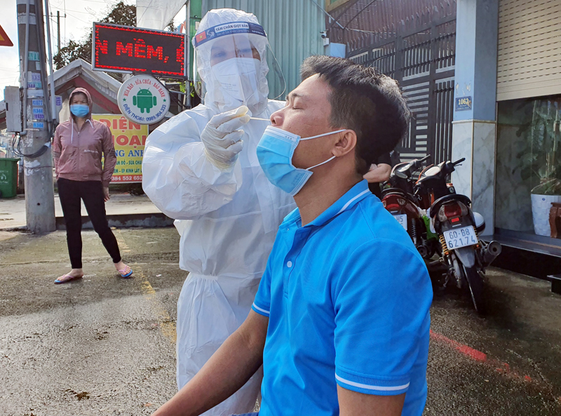 Gần 14.000 lao động được đi về trong ngày ở Đồng Nai