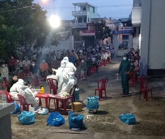 Thành phố Phan Thiết khẩn trương xét nghiệm Covid-19 trên diện rộng