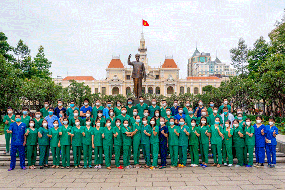 Cuộc thi ảnh Thiêng liêng cờ Tổ quốc: Vững tin dưới bóng Quốc kỳ - Ảnh 1.