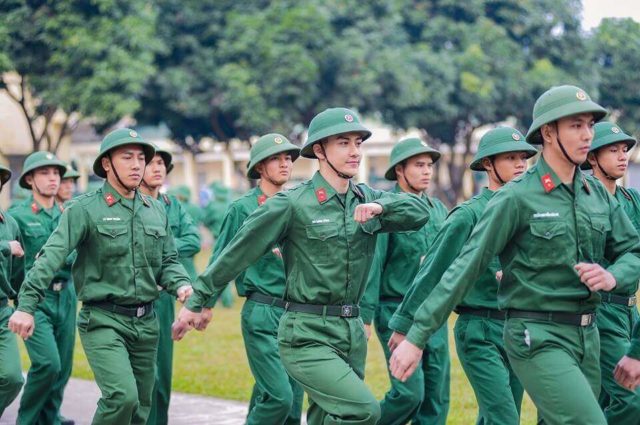Khó khăn do Covid-19, có được tạm hoãn nghĩa vụ quân sự?