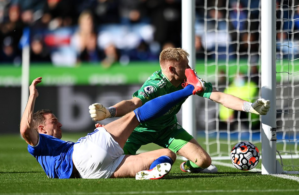 Leicester vỡ trận sân nhà, Arsenal bất bại ở King Power - Ảnh 7.