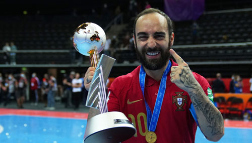 Đẳng cấp "ông hoàng" futsal thế giới