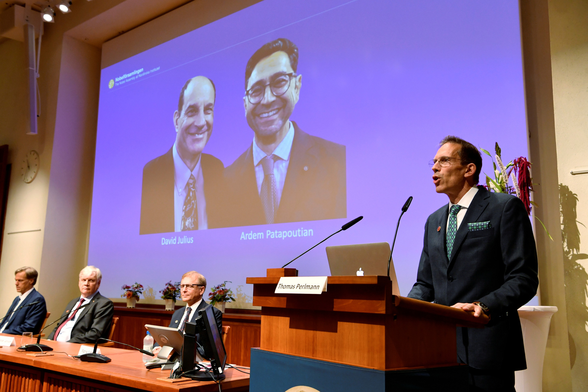 Lộ diện chủ nhân Nobel Y học 2021