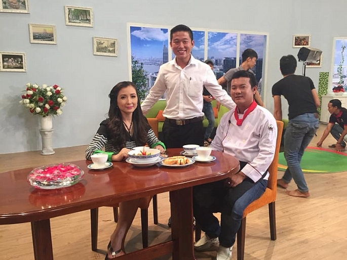Ngô Linh - chàng trai trẻ với nhiều nghị lực vượt khó - Ảnh 2.