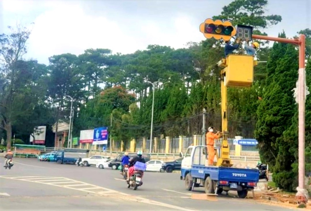 Đ&agrave; Lạt kh&ocirc;ng c&ograve;n l&agrave; th&agrave;nh phố kh&ocirc;ng đ&egrave;n xanh đỏ - Ảnh 3.