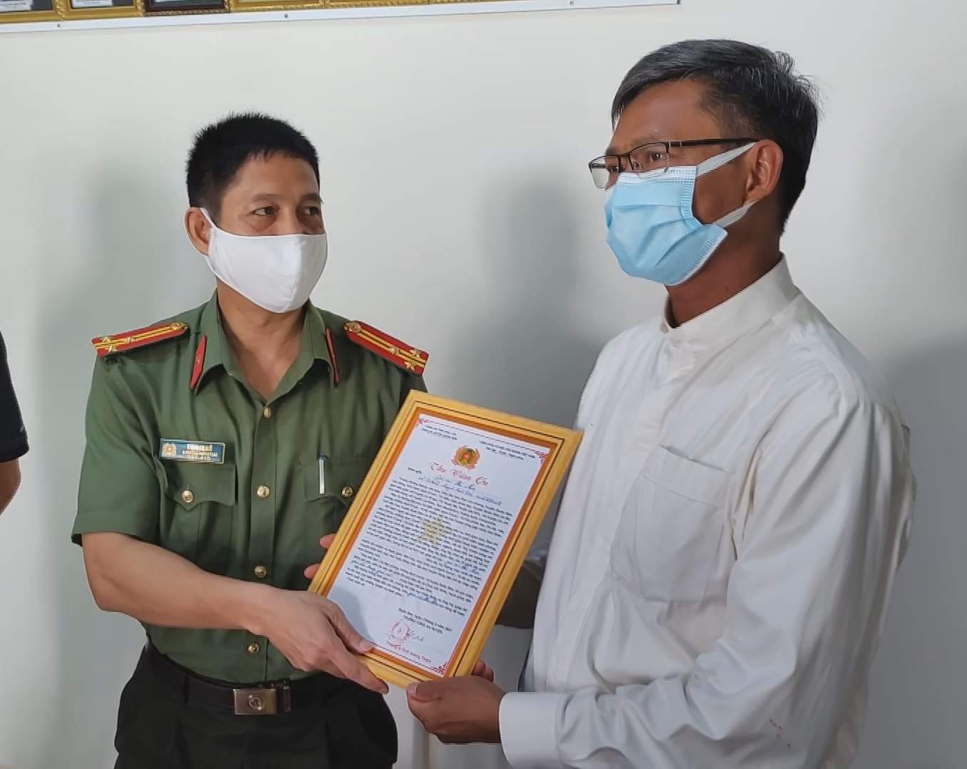 Đắk Lắk: Nhiều chức sắc và giáo dân tích cực hỗ trợ chống dịch - Ảnh 1.