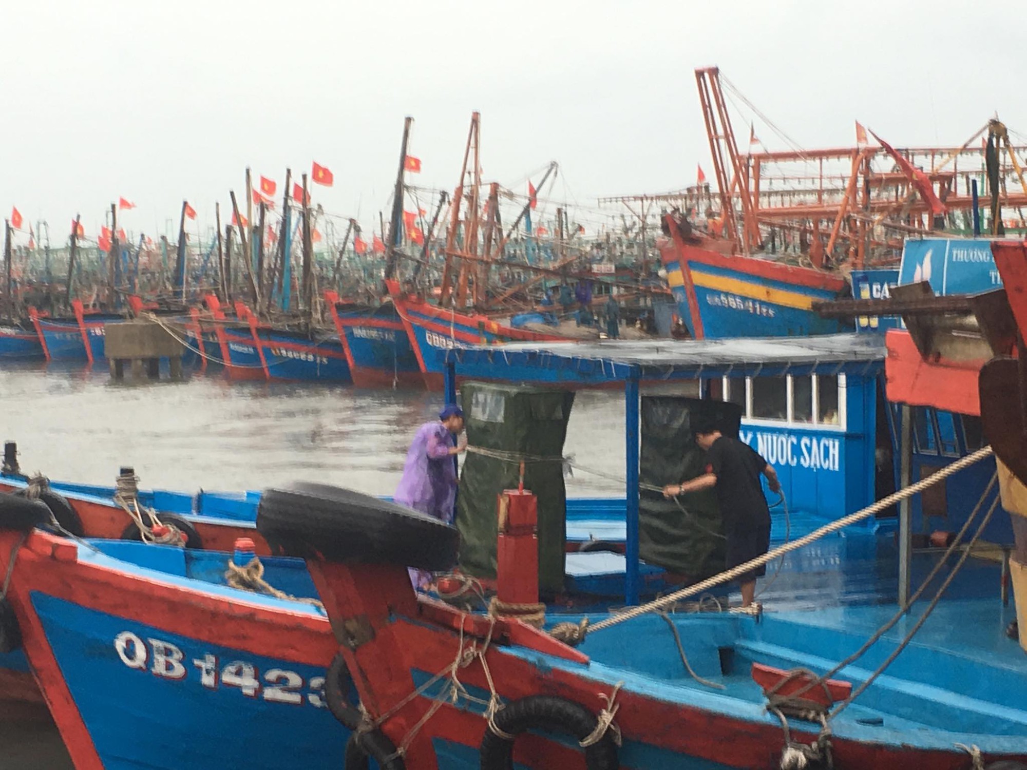 Dự báo 2 cơn bão liên tiếp trên Biển Đông những ngày tới