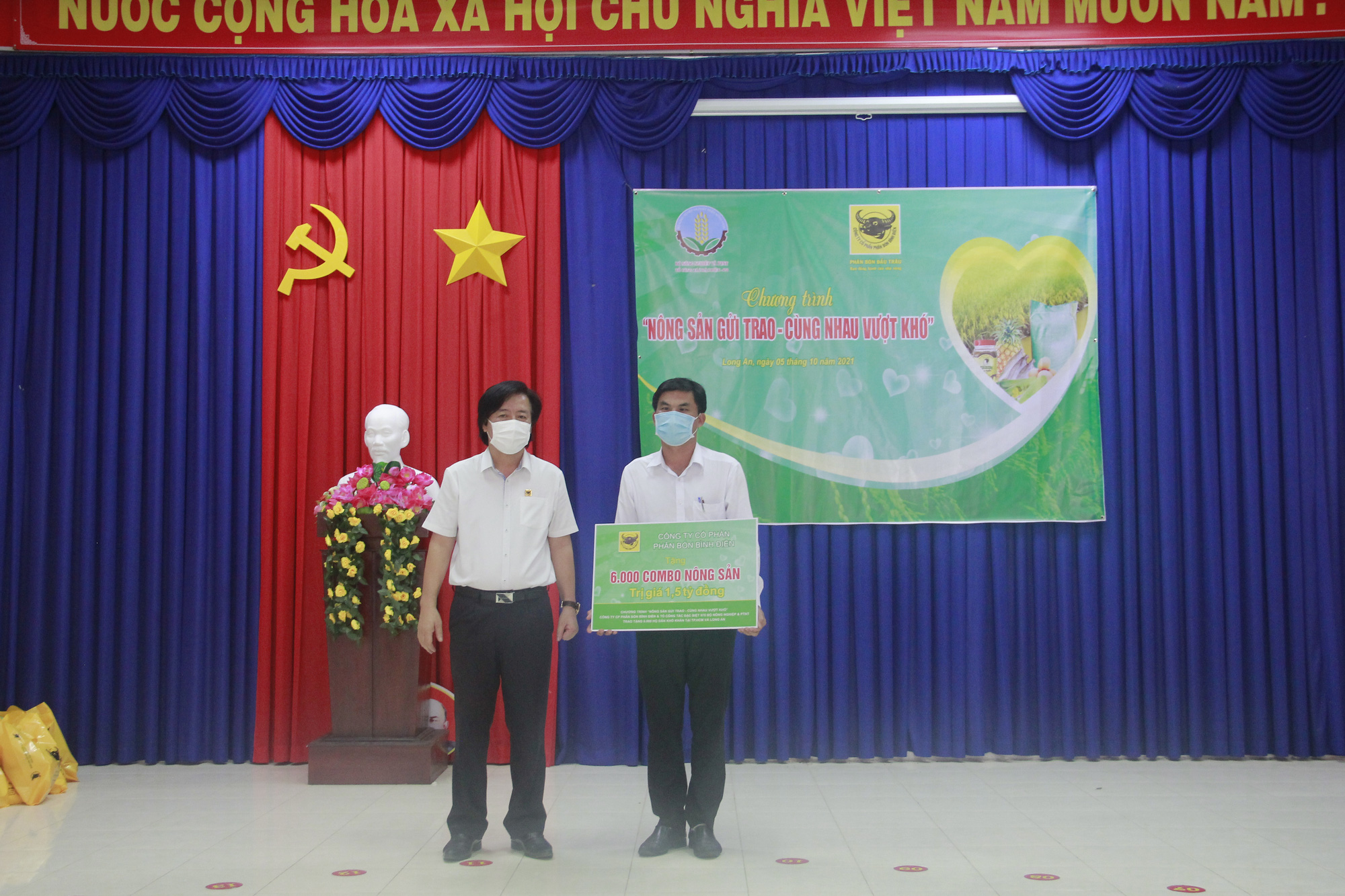 Bình Điền và Tổ công tác 970 phối hợp thực hiện chương trình "Nông sản gửi trao, cùng nhau vượt khó"