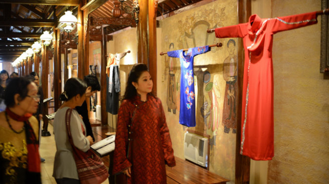 "Tham quan ảo" lên ngôi