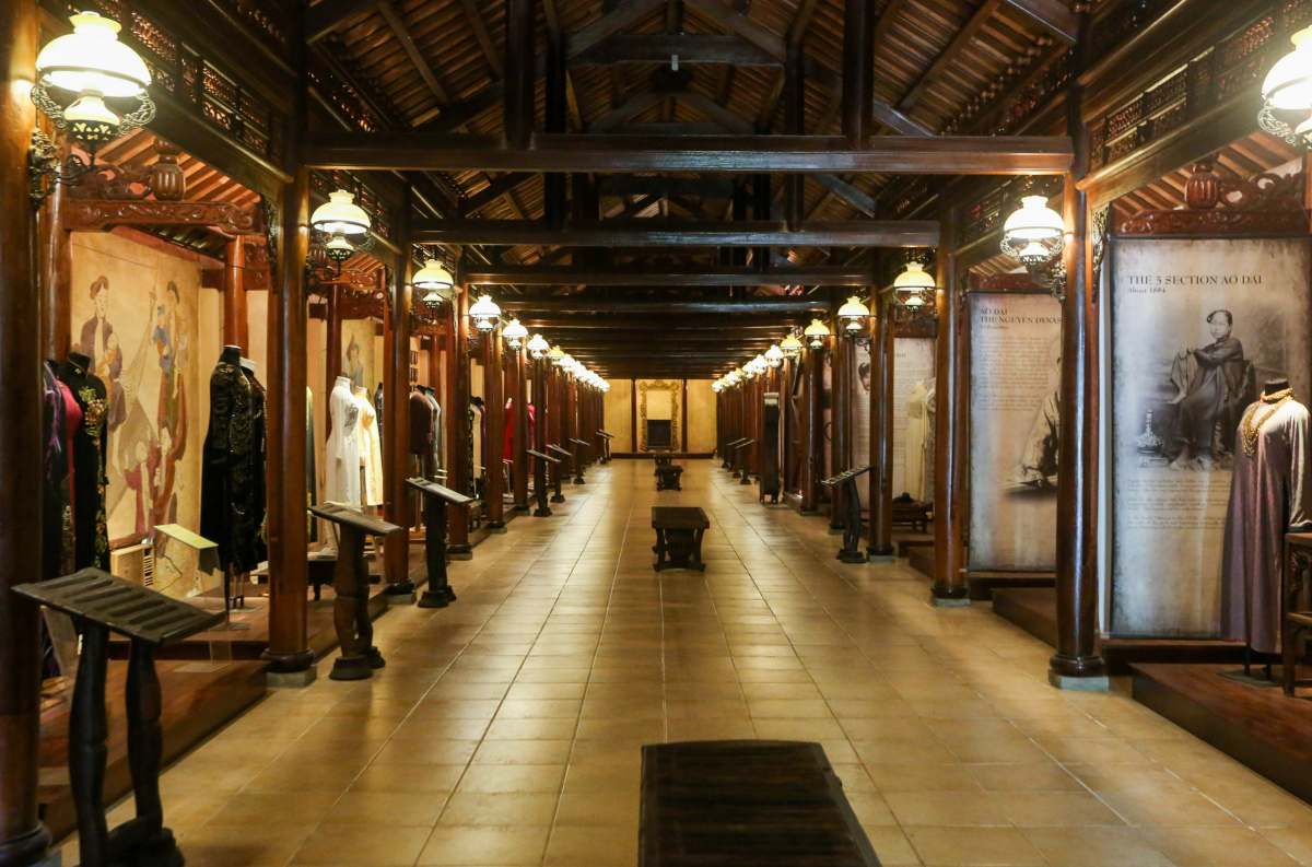 Tham quan ảo lên ngôi - Ảnh 1.