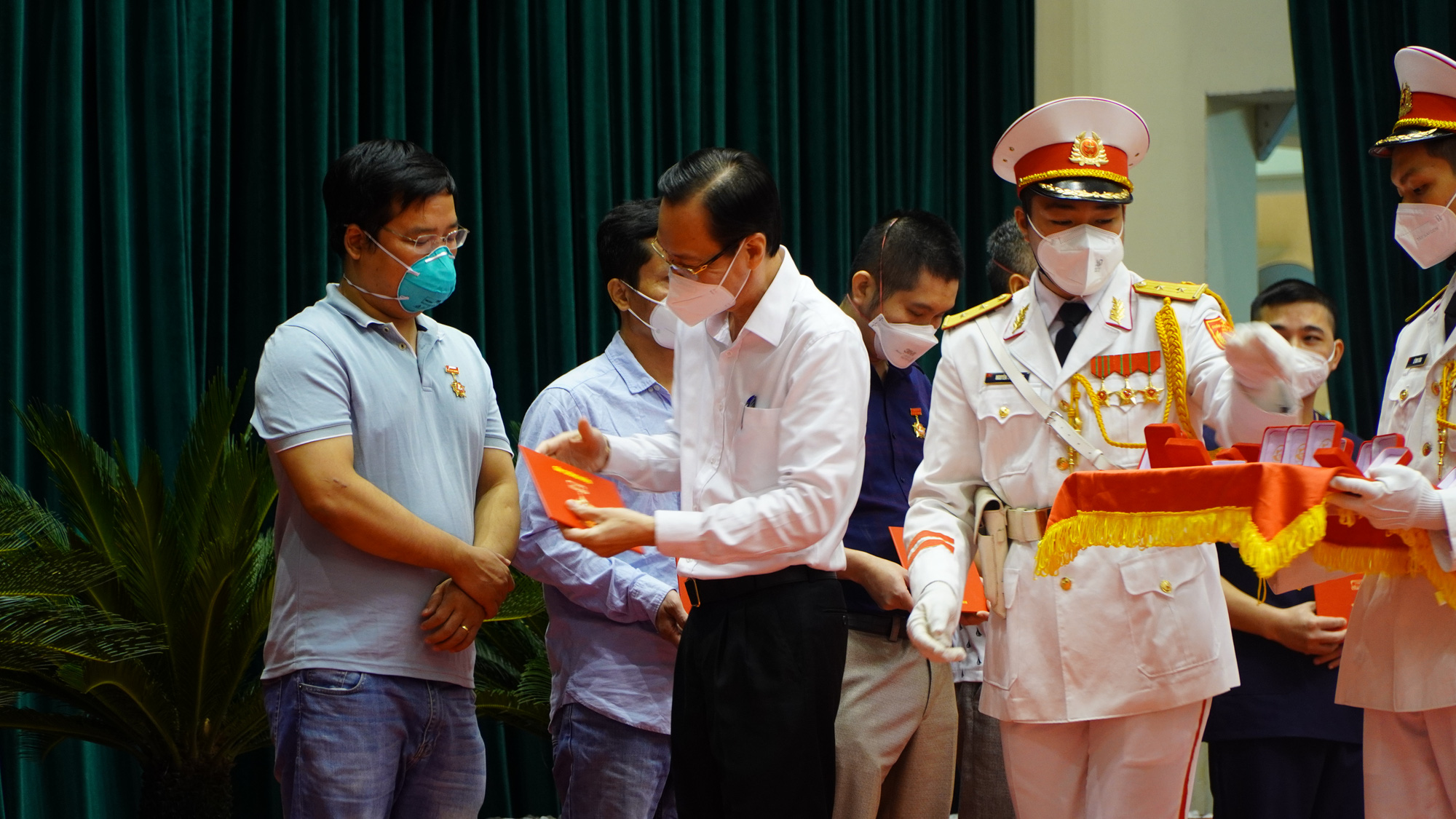 Sự hy sinh vô giá