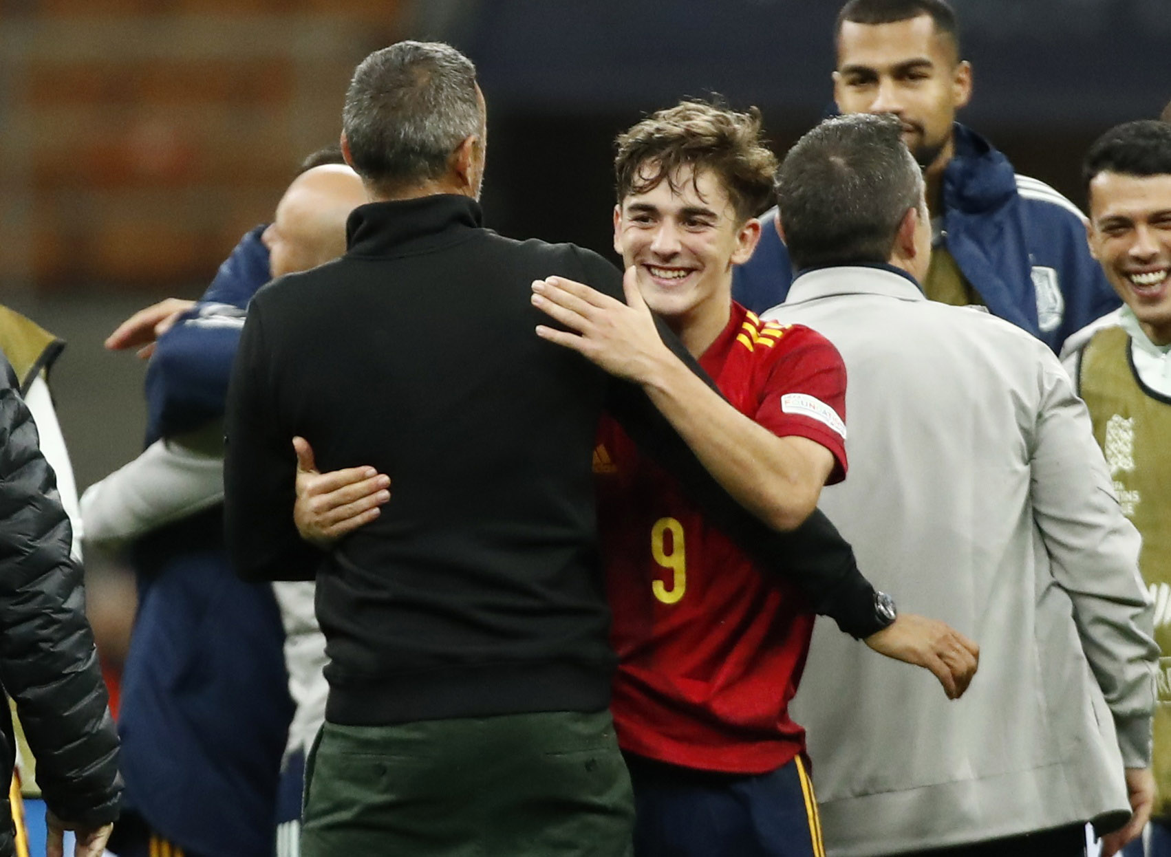Ý sụp đổ trên sân nhà, Tây Ban Nha tranh chung kết Nations League - Ảnh 10.