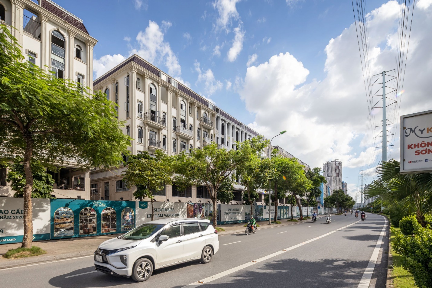 Nỗ lực vượt &ldquo;b&atilde;o&rdquo; Covid, Him Lam Vạn Ph&uacute;c ch&agrave;o đ&oacute;n những cư d&acirc;n đầu ti&ecirc;n - Ảnh 3.