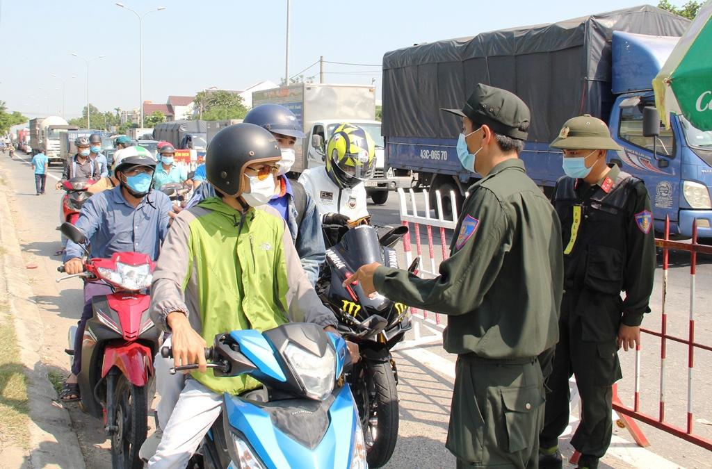 Người từ "vùng xanh" ở Đà Nẵng vào Quảng Nam không phải xét nghiệm