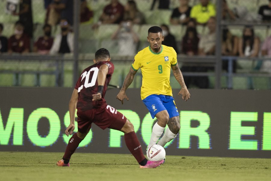 Ngược d&ograve;ng si&ecirc;u hạng, Brazil vững ng&ocirc;i đầu v&ograve;ng loại World Cup Nam Mỹ - Ảnh 2.