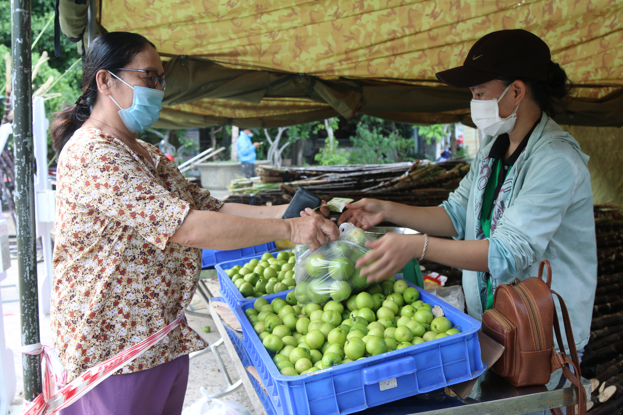 Kh&aacute;nh Ho&agrave;: Li&ecirc;n đo&agrave;n Lao động phối hợp với Tỉnh đo&agrave;n mở điểm ti&ecirc;u thụ n&ocirc;ng sản hỗ trợ n&ocirc;ng d&acirc;n - Ảnh 5.