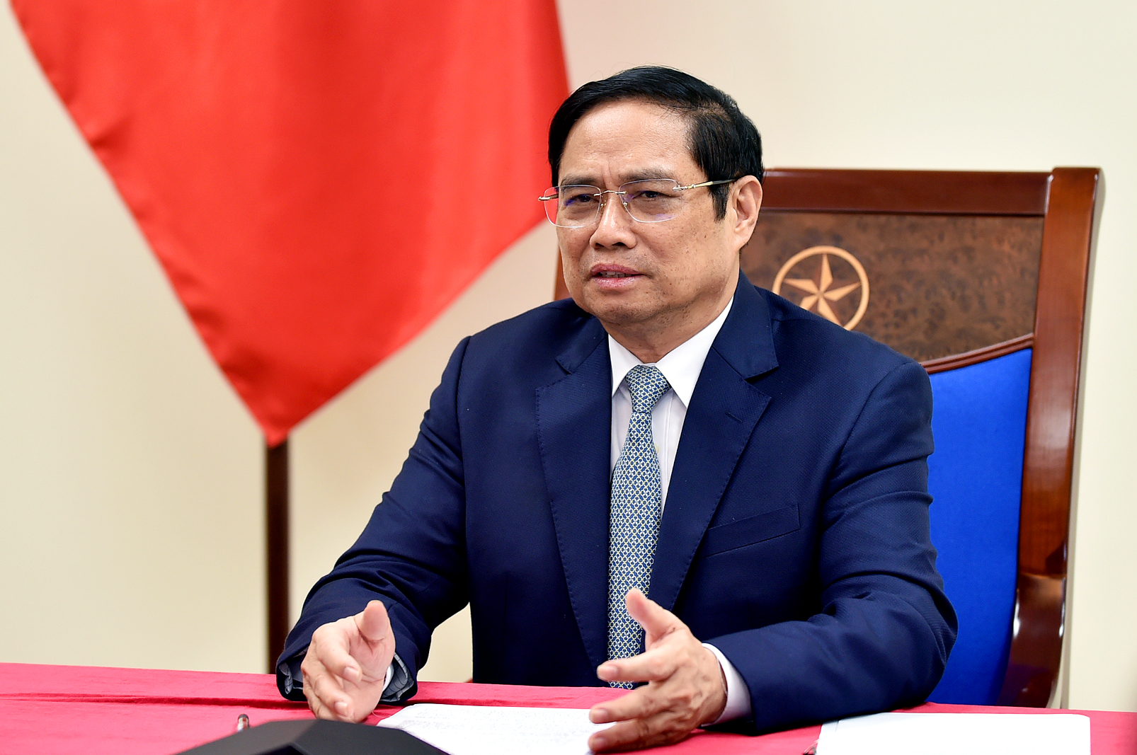 Thủ tướng Phạm Minh Ch&iacute;nh điện đ&agrave;m với Đặc ph&aacute;i vi&ecirc;n của Tổng thống Mỹ - Ảnh 2.