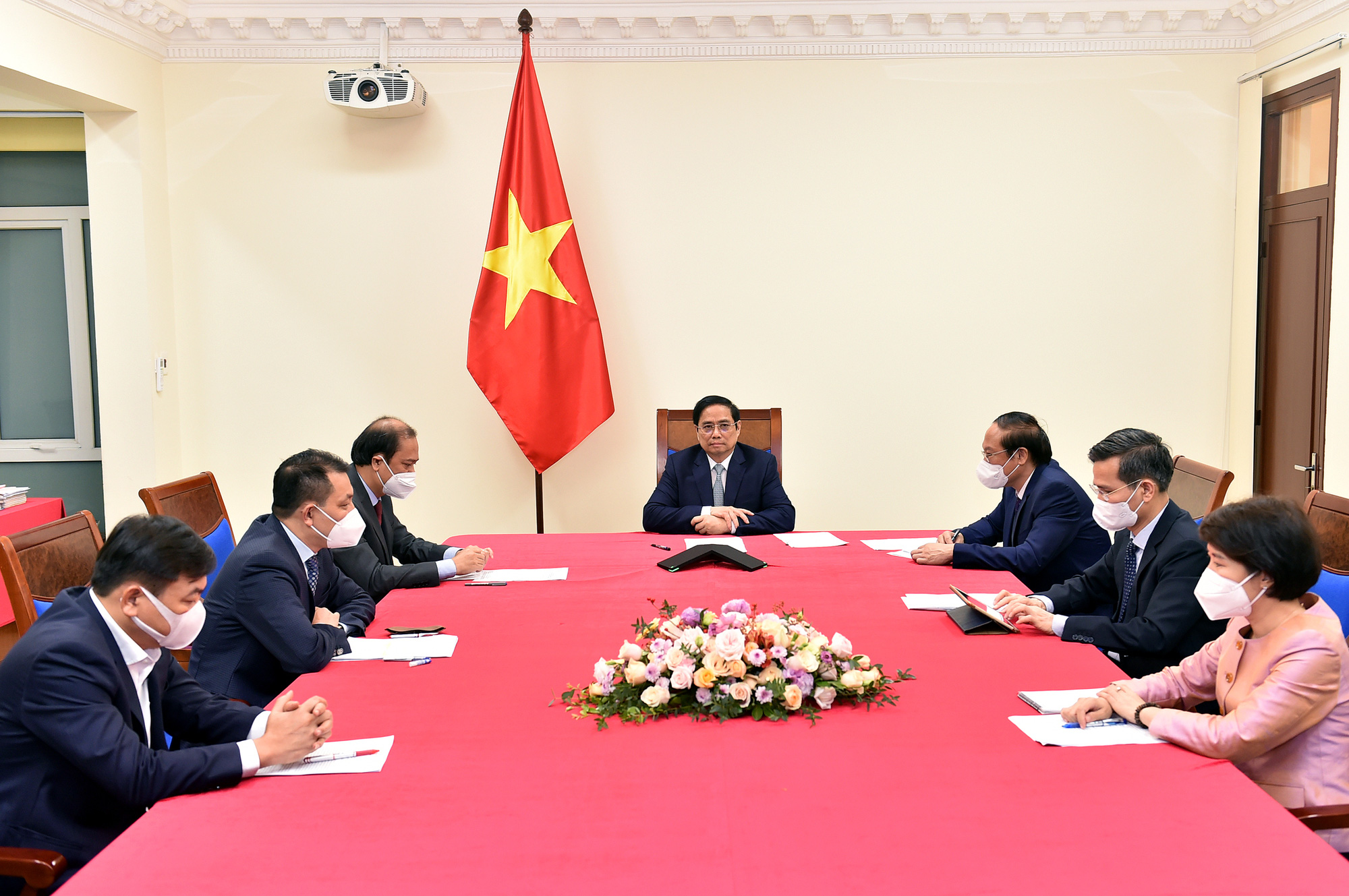 Thủ tướng Phạm Minh Ch&iacute;nh điện đ&agrave;m với Đặc ph&aacute;i vi&ecirc;n của Tổng thống Mỹ - Ảnh 1.