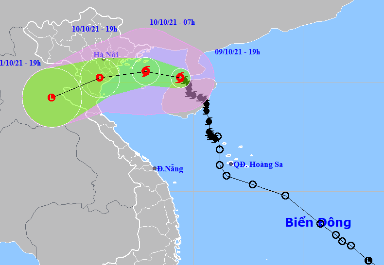 Bộ trưởng L&ecirc; Minh Hoan: Cần l&ecirc;n kịch bản ứng ph&oacute; với 3 cơn b&atilde;o li&ecirc;n tiếp v&agrave; mưa lũ lớn  - Ảnh 2.