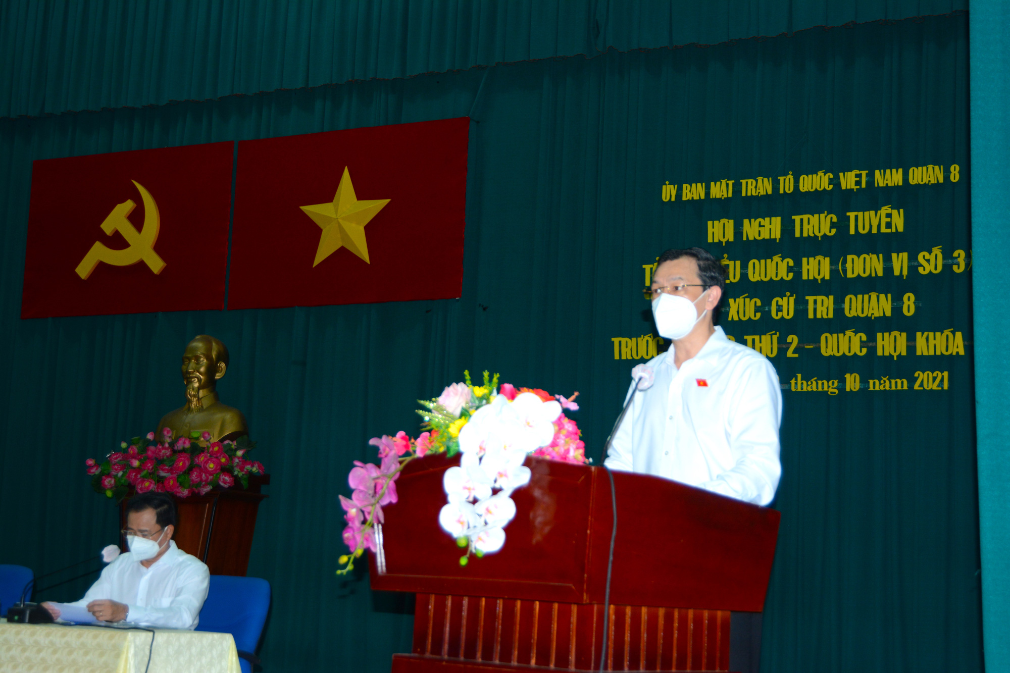 TP HCM: Cử tri quan tâm đến các gói hỗ trợ - Ảnh 2.