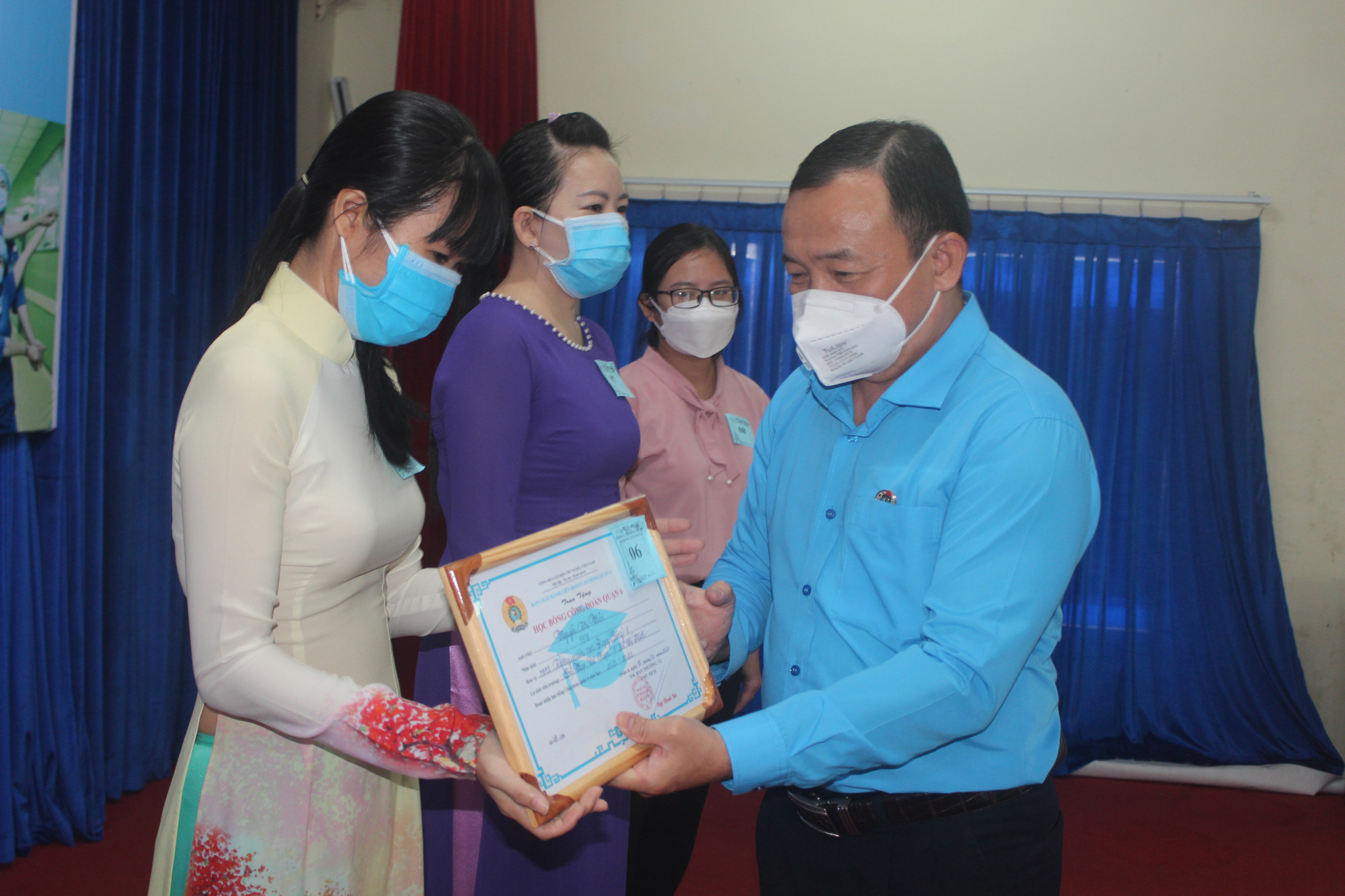 Tiếp sức đoàn viên và con CNVC-LĐ đến trường