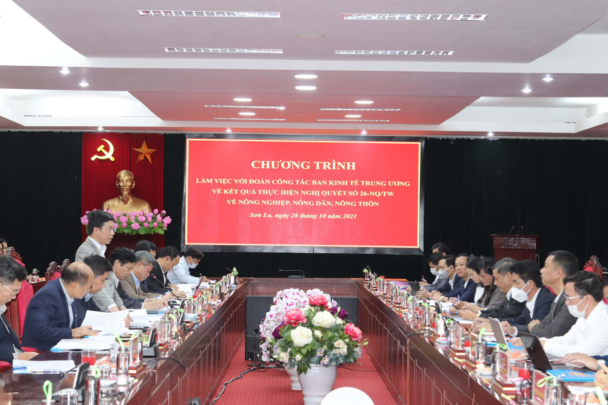 &Ocirc;ng Nguyễn Duy Hưng: N&ocirc;ng nghiệp, n&ocirc;ng d&acirc;n, n&ocirc;ng th&ocirc;n c&oacute; vị tr&iacute; chiến lược - Ảnh 1.