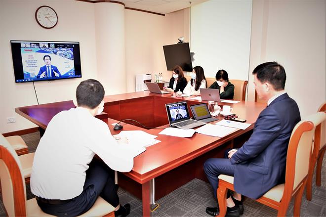 Vietcombank đồng h&agrave;nh Diễn Đ&agrave;n &ldquo;Chủ động phục hồi v&agrave; ph&aacute;t triển kinh tế, th&iacute;ch ứng với bối cảnh dịch bệnh&rdquo; - Ảnh 2.