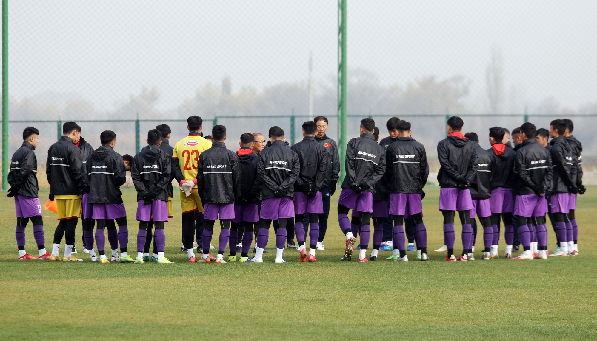Bài của thầy Park sẽ giúp U23 Việt Nam có điểm trước U23 Myanmar? - Ảnh 2.