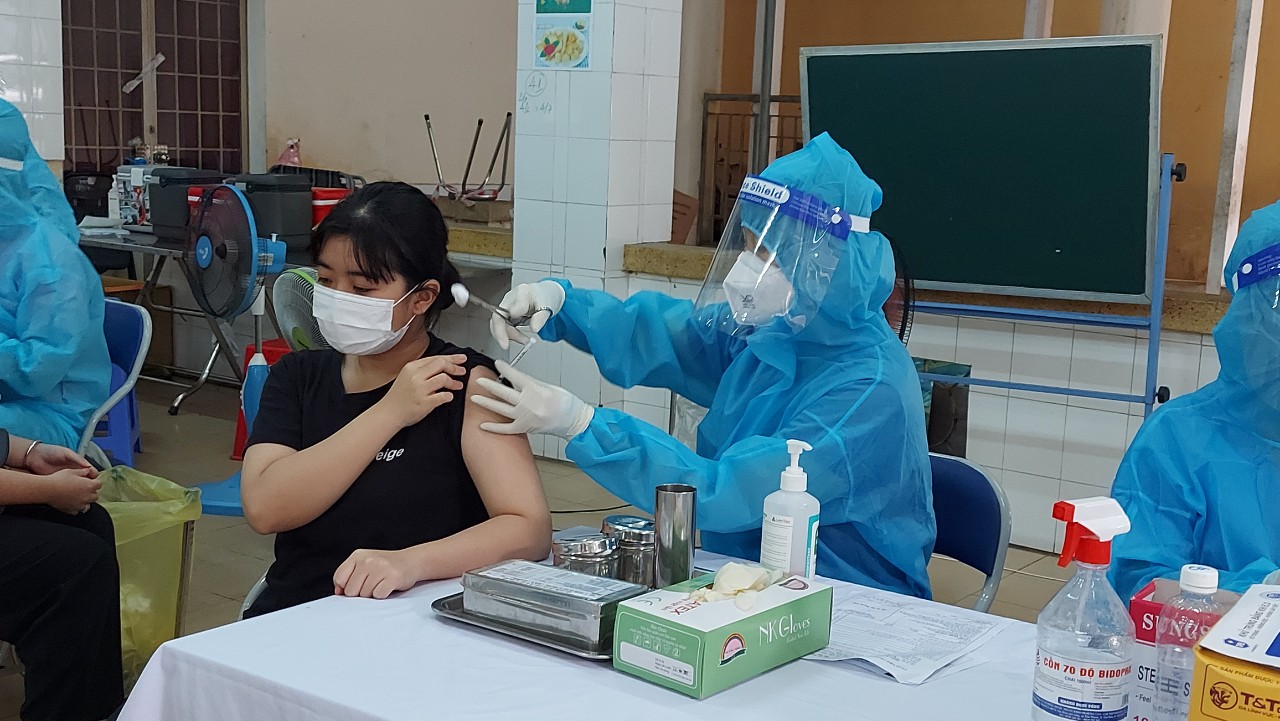 TP HCM: Hơn 445.000 trẻ đã tiêm vắc-xin phòng Covid-19