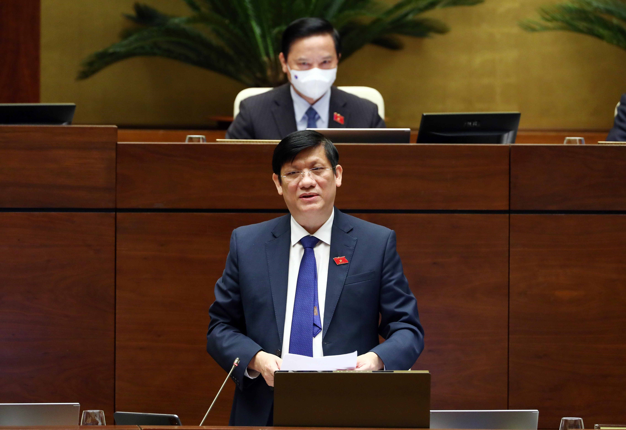 Đại biểu chất vấn, Bộ trưởng Nguyễn Thanh Long trả lời thế nào về "loạn" giá xét nghiệm?