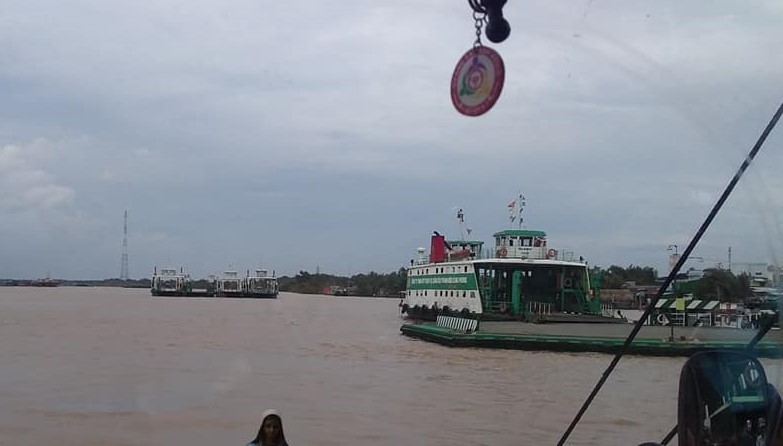 Mênh mang nhớ những chuyến phà - Ảnh 2.