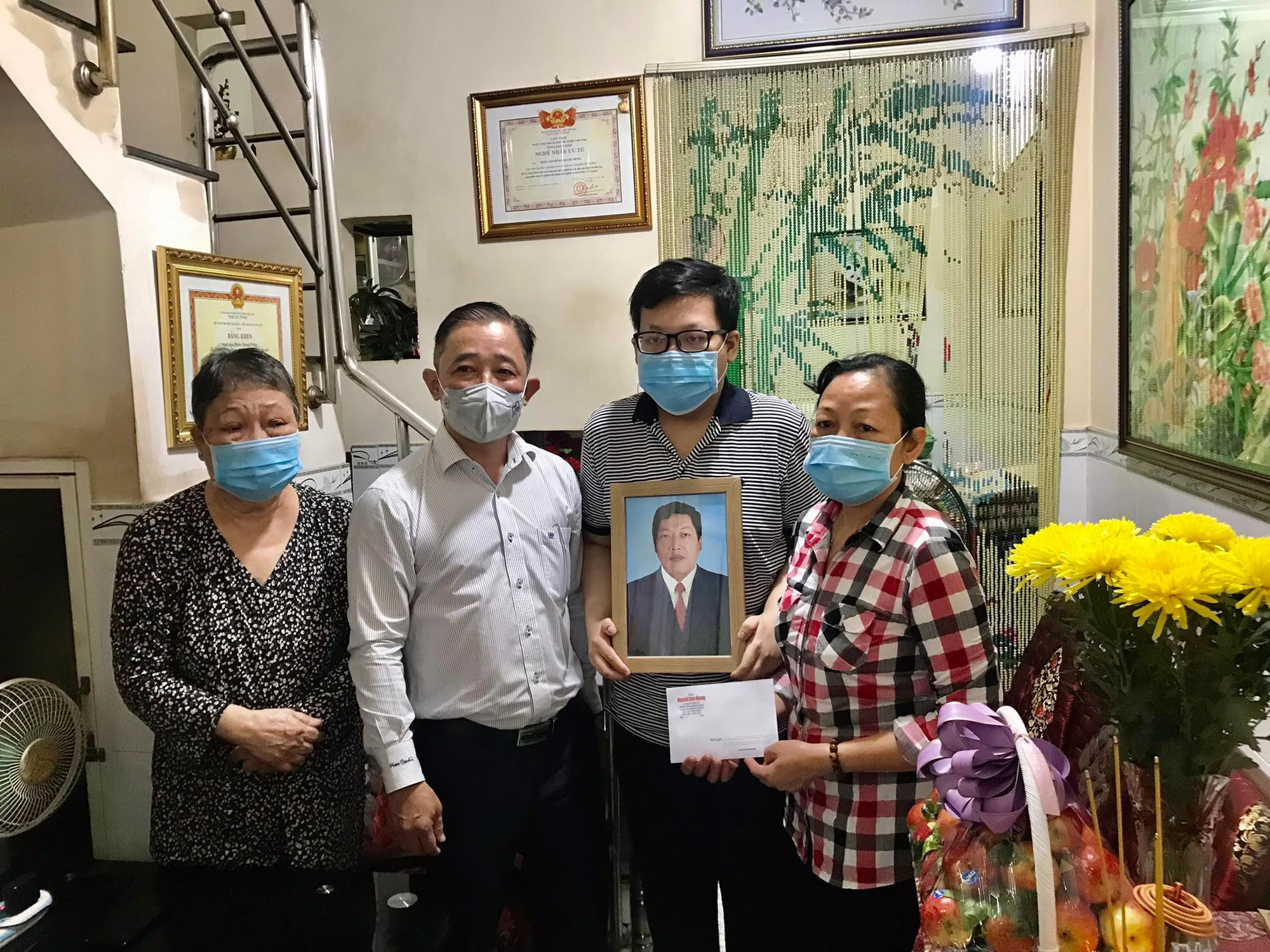 "Mai Vàng nhân ái" thăm Nghệ nhân ưu tú Ngọc Đào và gia đình cố nhạc sĩ Quang Dũng
