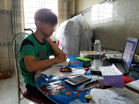 10 suất học bổng Tình thương cho em đến Tiền Giang - Ảnh 1.