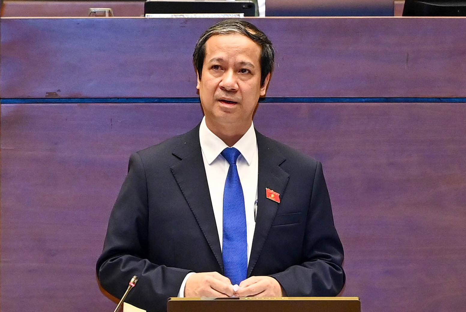 Bộ trưởng GD-ĐT Nguyễn Kim Sơn lần đầu trả lời chất vấn
